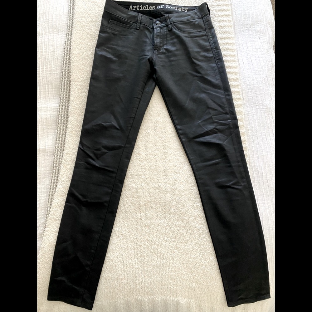 Articles of Society coated black low rise skinny pant.
